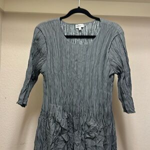 Satin crinkle easy dress.